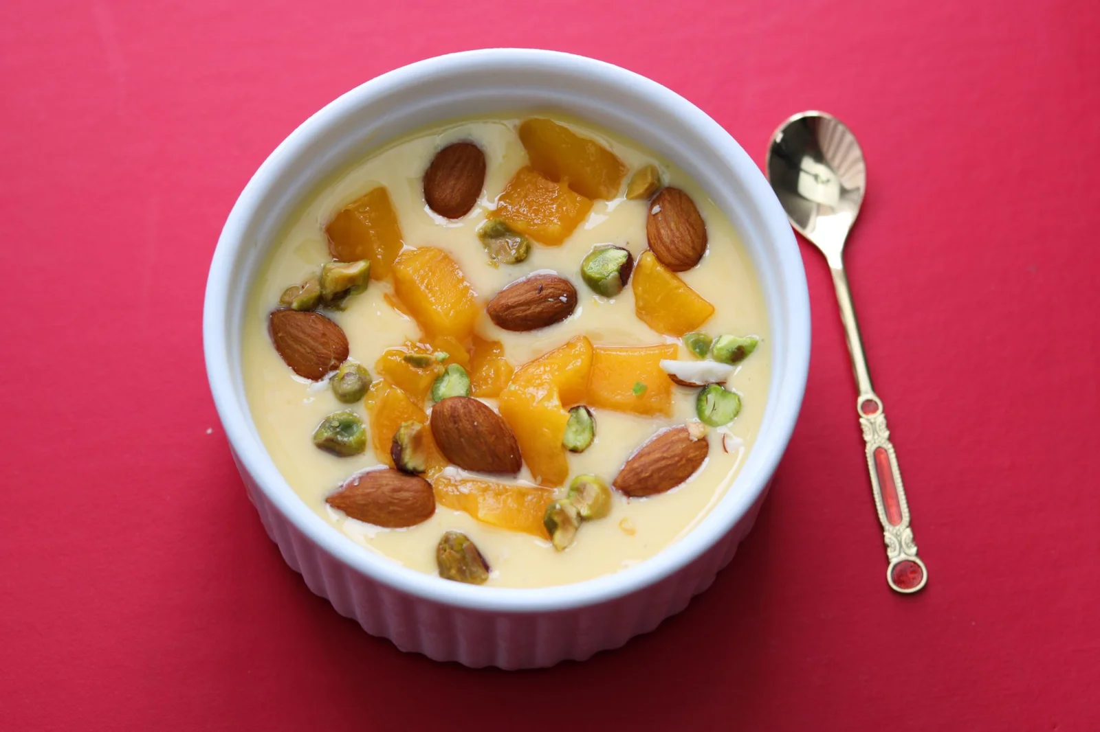 fruits custurd with nuts